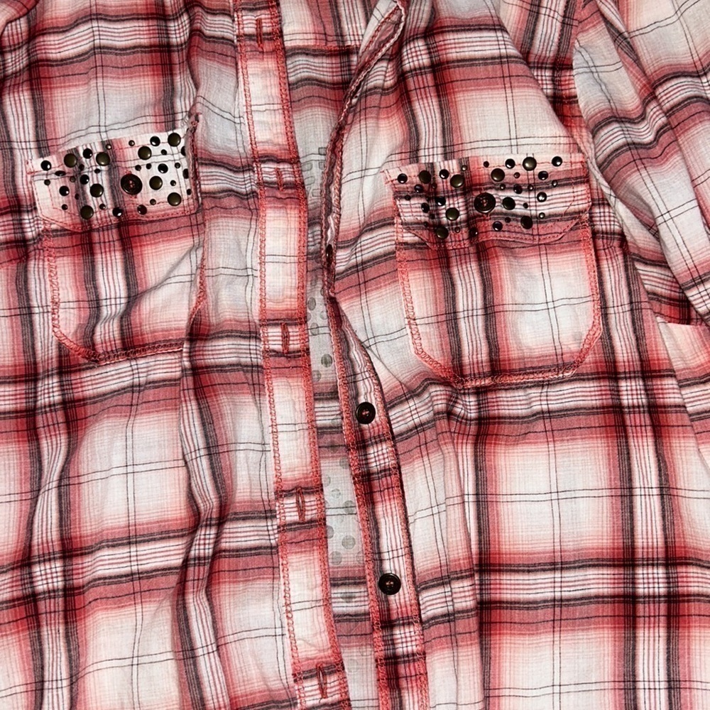 Maurice’s button up - Picture 2 of 4